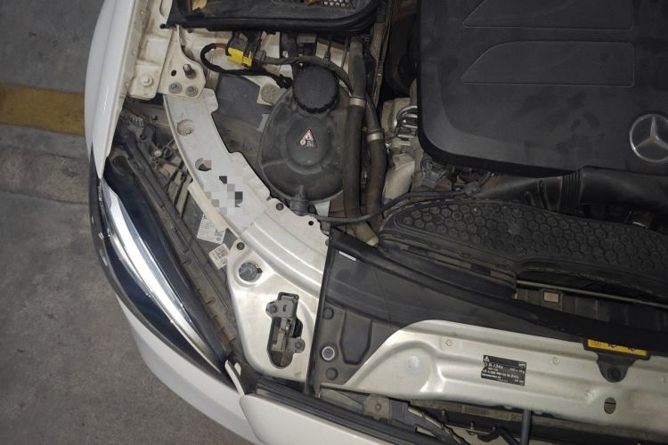 Used Mercedes-Benz C-Class 2021 C 260 L Sport Edition Engine Bay Right