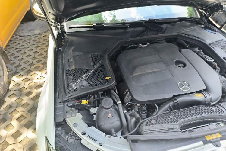 Used Mercedes-Benz C-Class 2021 C 260 Coupe Engine Bay Right