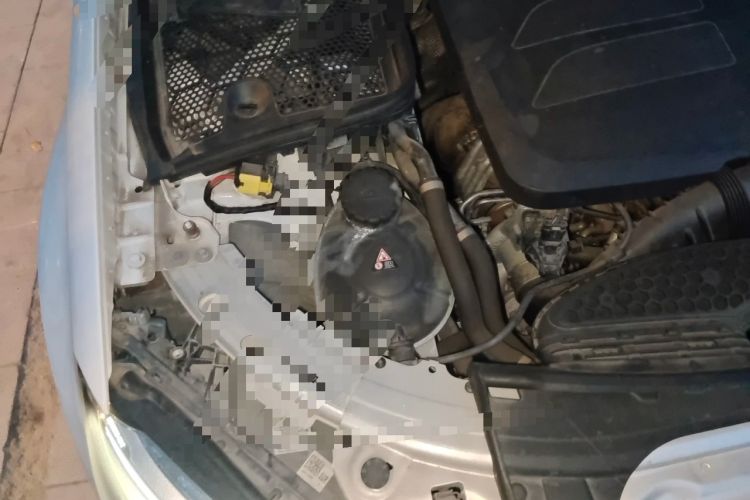 Used Mercedes-Benz C-Class 2021 C 260 L Sport Edition Star Collection Engine Bay Right