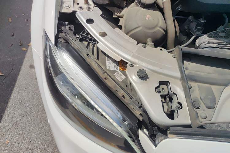 Used Mercedes-Benz C-Class 2021 C 260 L Sport Edition Engine Bay Right