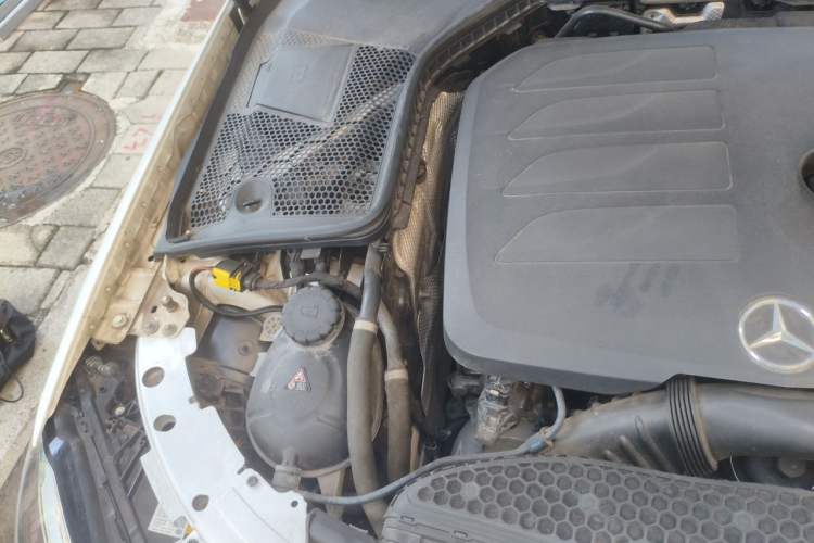 Used Mercedes-Benz C-Class 2021 C 260 L Sport Edition Engine Bay Right