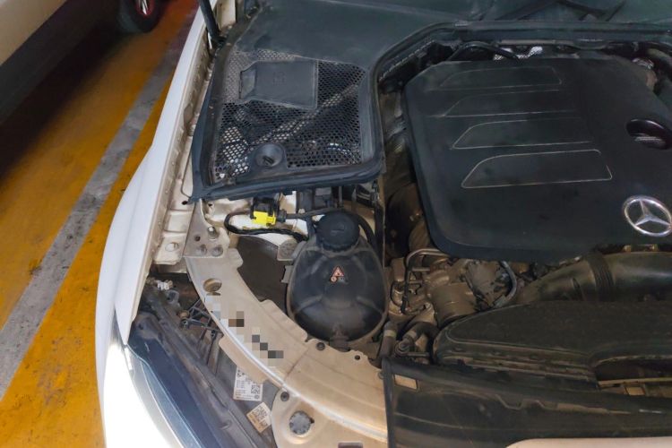 Used Mercedes-Benz C-Class 2021 C 200 L Fashion Edition Sport Version Engine Bay Right