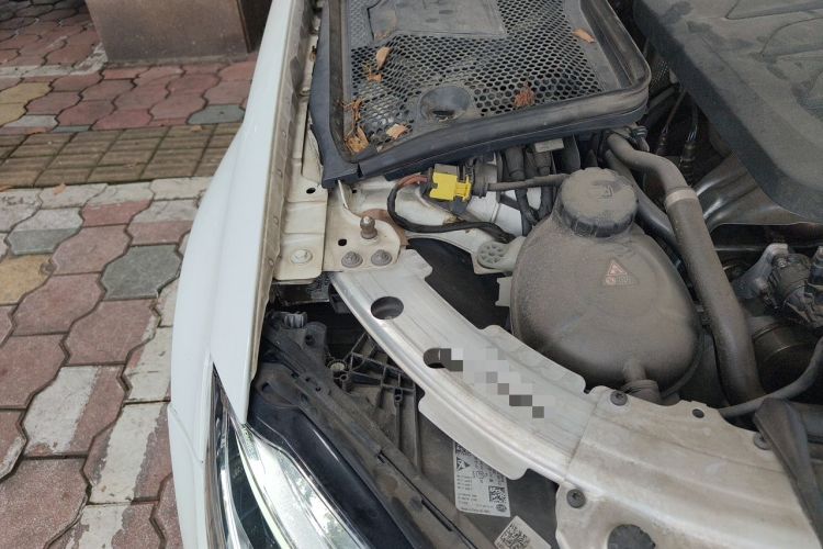 Used Mercedes-Benz C-Class 2021 C 260 L Sport Edition Engine Bay Right