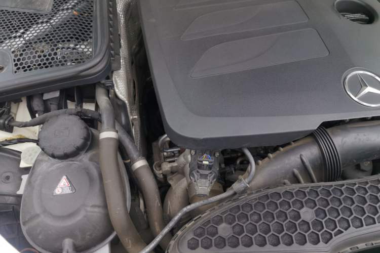Used Mercedes-Benz C-Class 2021 C 260 Star Edition Engine Bay Right