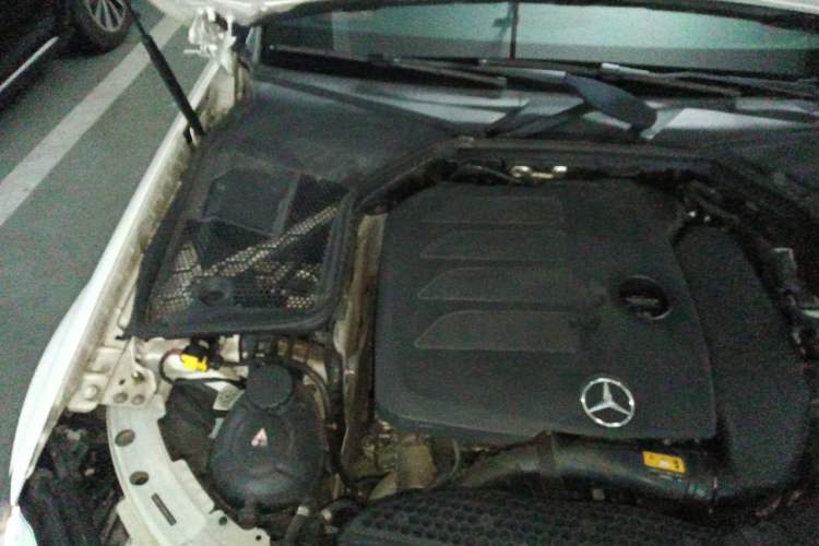 Used Mercedes-Benz C-Class 2021 C 200 L Fashion Edition Sport Version Engine Bay Right