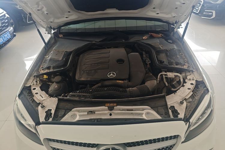 Used Mercedes-Benz C-Class 2021 C 200 L Fashion Edition Sport Version Engine Bay