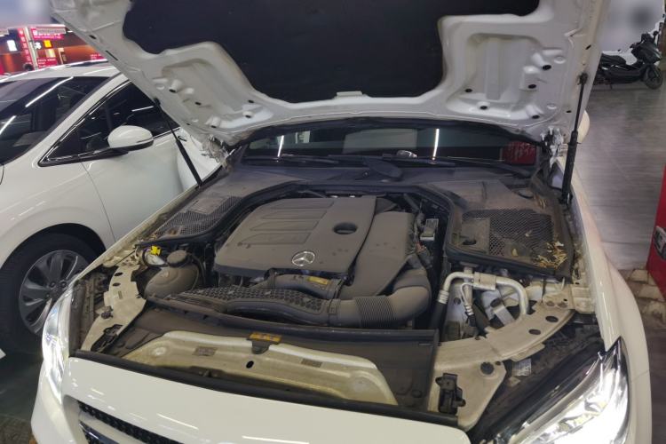Used Mercedes-Benz C-Class 2021 C 200 L Fashion Edition Sport Version Engine Bay