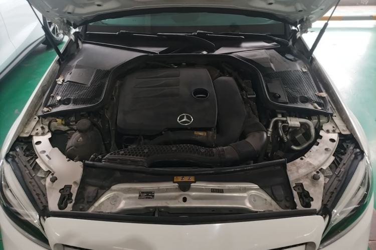 Used Mercedes-Benz C-Class 2021 C 200 L Fashion Edition Sport Version Engine Bay