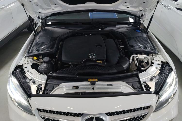 Used Mercedes-Benz C-Class 2021 C 200 L Fashion Edition Sport Version Engine Bay