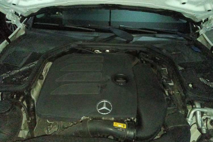 Used Mercedes-Benz C-Class 2021 C 200 L Fashion Edition Sport Version Engine Bay
