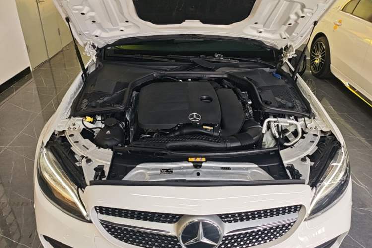 Used Mercedes-Benz C-Class 2021 C 200 L Fashion Edition Sport Version Engine Bay