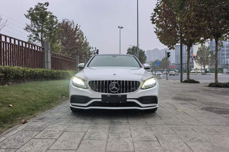 Used Mercedes-Benz C-Class 2021 C 200 L Fashion Model Exterior 1