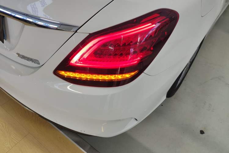 Used Mercedes-Benz C-Class 2021 C 200 L Fashion Edition Sport Version Exterior 2