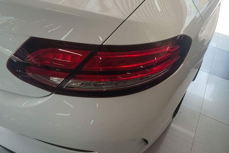 Used Mercedes-Benz C-Class 2021 C 200 Coupe Exterior 3