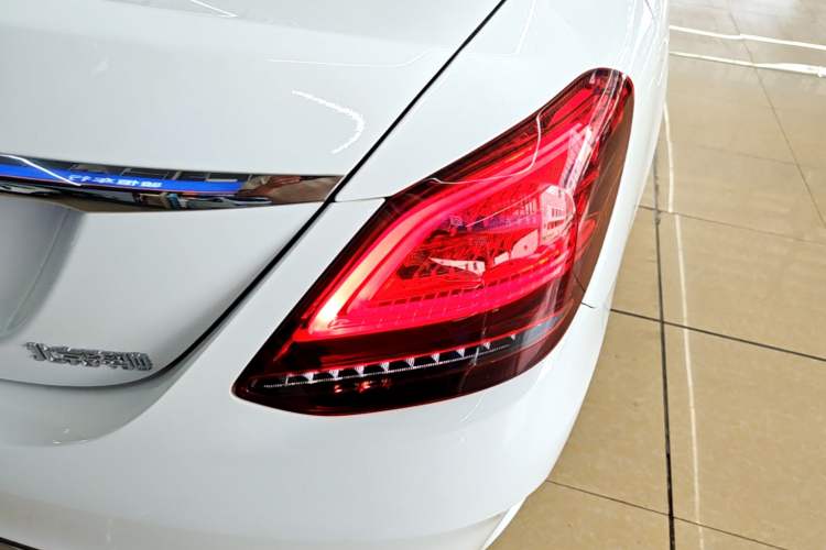 Used Mercedes-Benz C-Class 2021 C 200 L Fashion Edition Sport Version Exterior 3