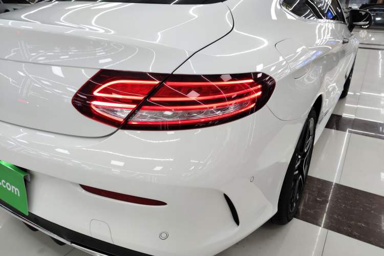 Used Mercedes-Benz C-Class 2021 C 260 Coupe Exterior 3