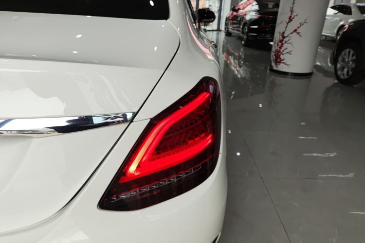 Used Mercedes-Benz C-Class 2021 C 200 L Fashion Edition Sport Version Exterior 3