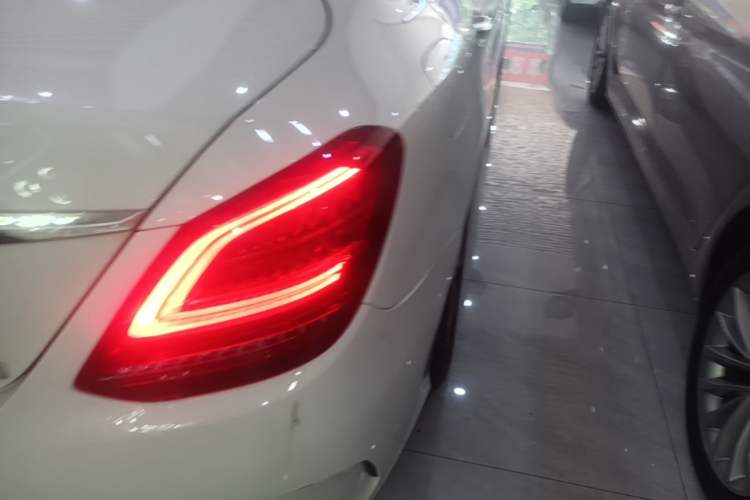 Used Mercedes-Benz C-Class 2021 C 200 L Fashion Edition Sport Version Exterior 3