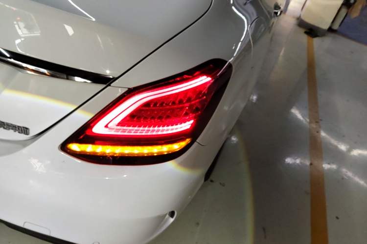 Used Mercedes-Benz C-Class 2021 C 200 L Fashion Edition Sport Version Exterior 3