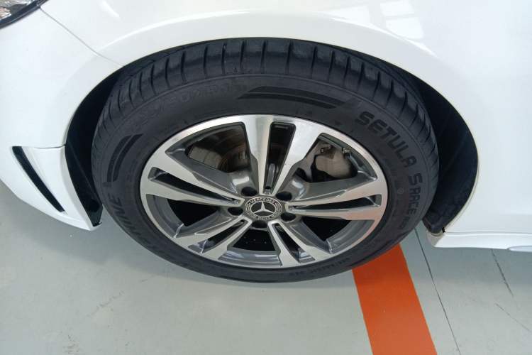 Used Mercedes-Benz C-Class 2021 C 200 L Fashion Edition Sport Version Exterior 4