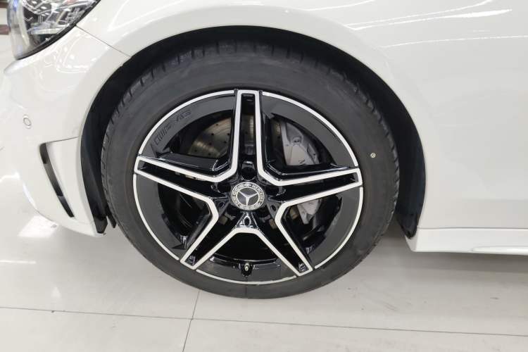 Used Mercedes-Benz C-Class 2021 C 260 Coupe Exterior 4
