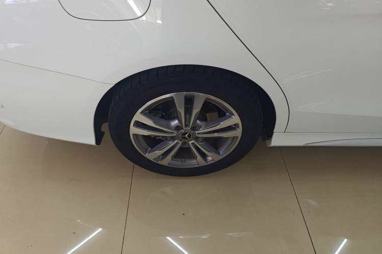 Used Mercedes-Benz C-Class 2021 C 200 L Fashion Edition Sport Version Exterior 4