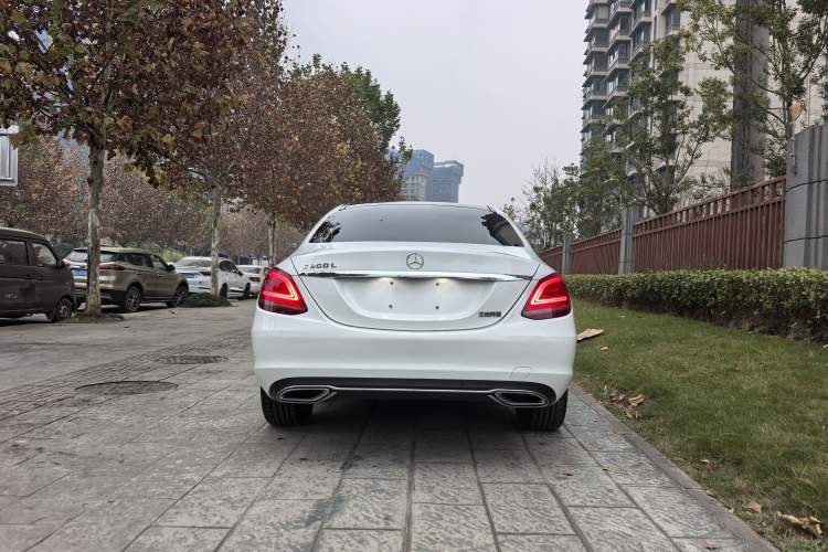 Used Mercedes-Benz C-Class 2021 C 200 L Fashion Model Exterior 4