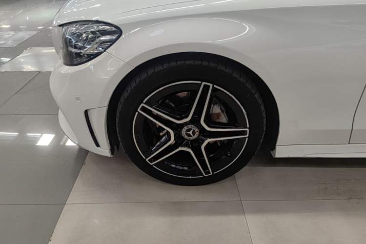 Used Mercedes-Benz C-Class 2021 C 260 Coupe Exterior 4