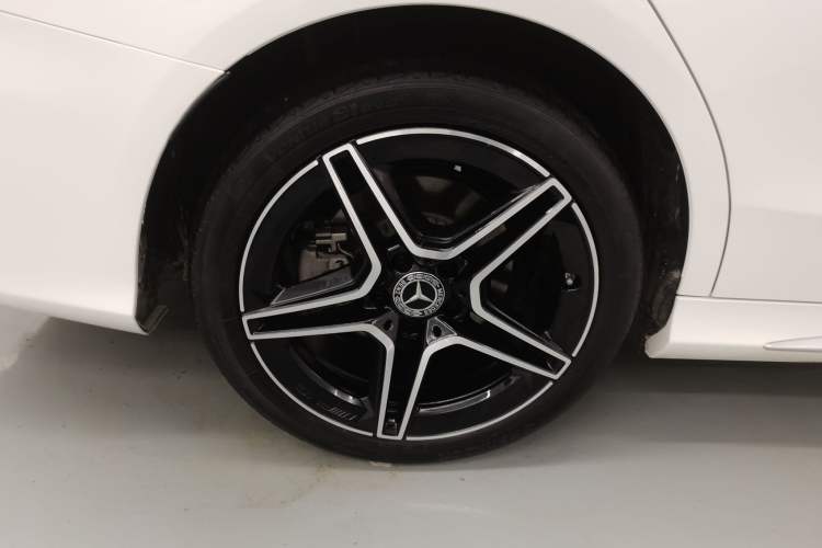 Used Mercedes-Benz C-Class 2021 C 260 L Sport Edition Star Collection Exterior 5