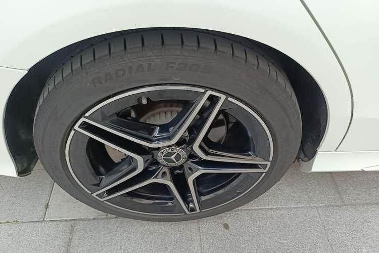 Used Mercedes-Benz C-Class 2021 C 260 L Sport Edition Star Collection Exterior 5