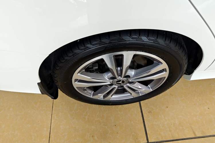 Used Mercedes-Benz C-Class 2021 C 200 L Fashion Edition Sport Version Exterior 5