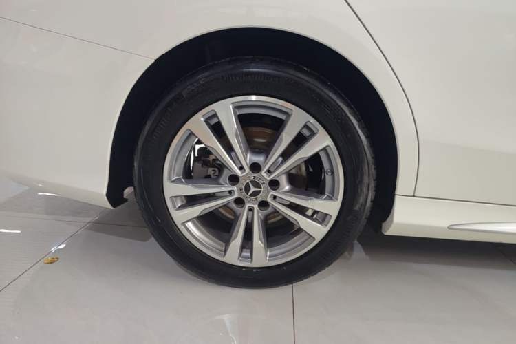 Used Mercedes-Benz C-Class 2021 C 200 L Fashion Edition Sport Version Exterior 5