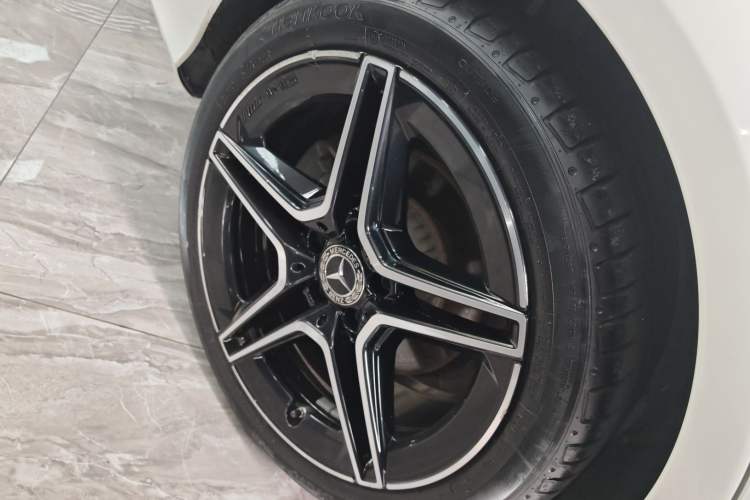 Used Mercedes-Benz C-Class 2021 C 260 L Sport Edition Star Collection Exterior 5