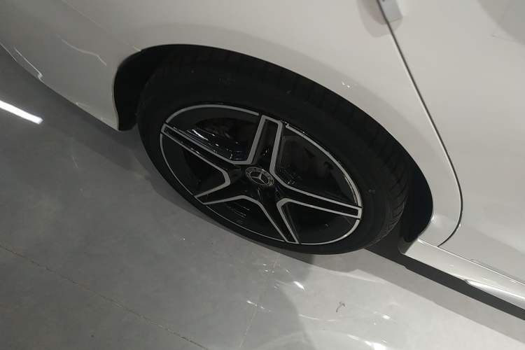 Used Mercedes-Benz C-Class 2021 C 260 L Sport Edition Star Collection Exterior 8