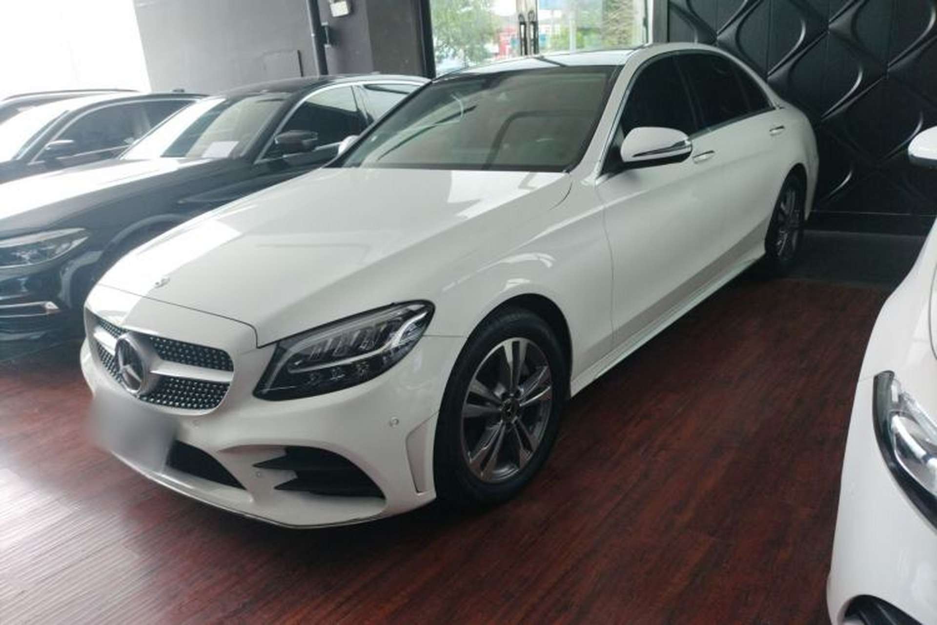 Used Mercedes-Benz C-Class 2021 C 200 L Fashion Edition Sport Version Front Left 45 Deg