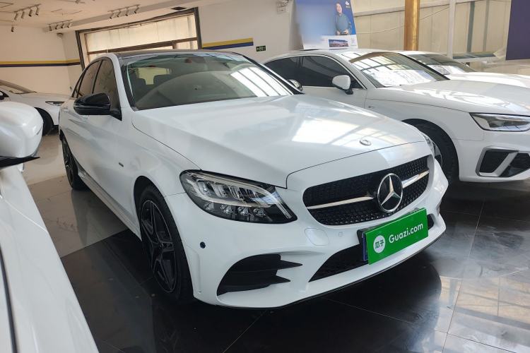 Used Mercedes-Benz C-Class 2021 C 260 L Sport Edition Star Collection Front Right 45 Deg