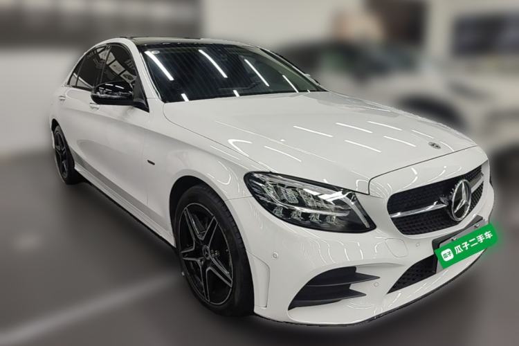 Used Mercedes-Benz C-Class 2021 C 260 L Sport Edition Star Collection Front Right 45 Deg