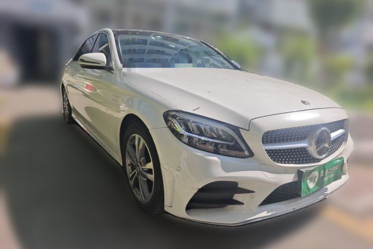 Used Mercedes-Benz C-Class 2021 C 200 L Fashion Edition Sport Version Front Right 45 Deg