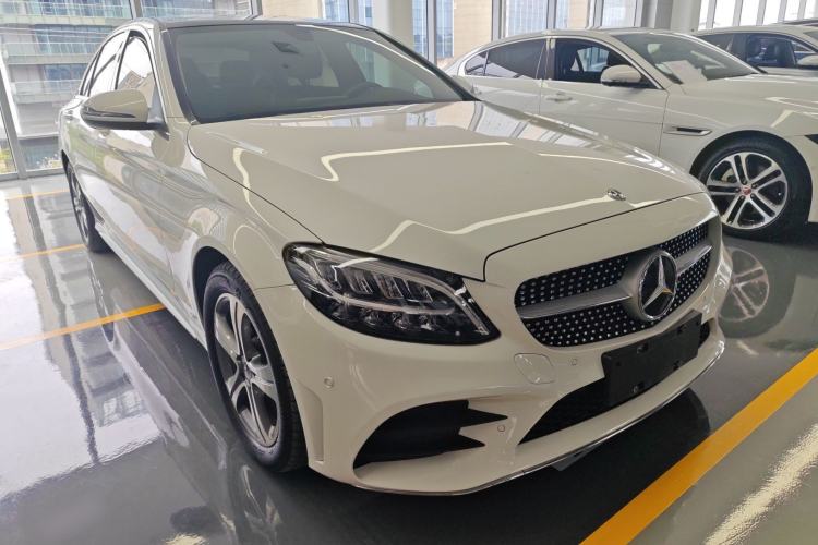 Used Mercedes-Benz C-Class 2021 C 260 L Sport Edition Front Right 45 Deg