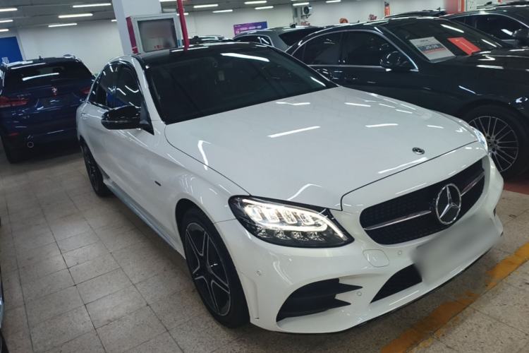 Used Mercedes-Benz C-Class 2021 C 260 L Sport Edition Star Collection Front Right 45 Deg