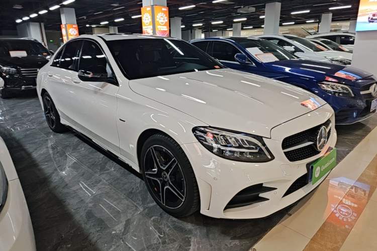 Used Mercedes-Benz C-Class 2021 C 260 Star Edition Front Right 45 Deg