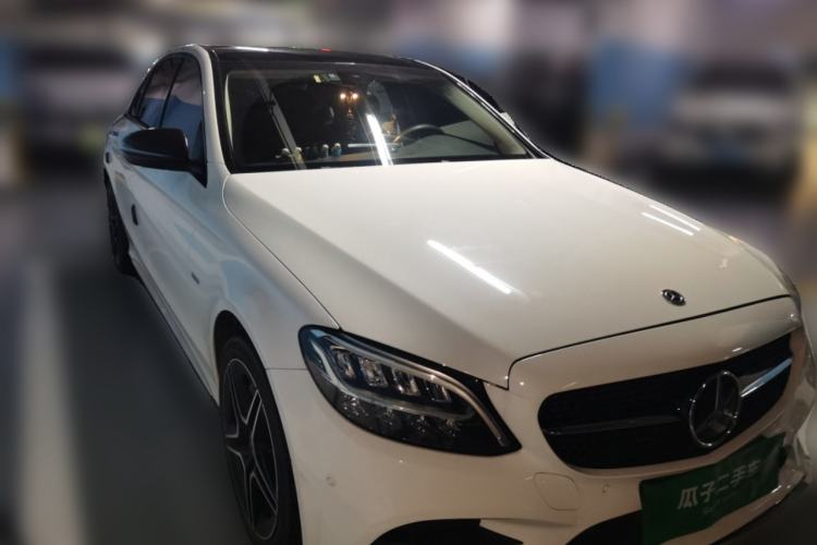 Used Mercedes-Benz C-Class 2021 C 260 L Sport Edition Star Collection Front Right 45 Deg