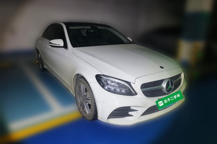 Used Mercedes-Benz C-Class 2021 C 200 L Fashion Edition Sport Version Front Right 45 Deg