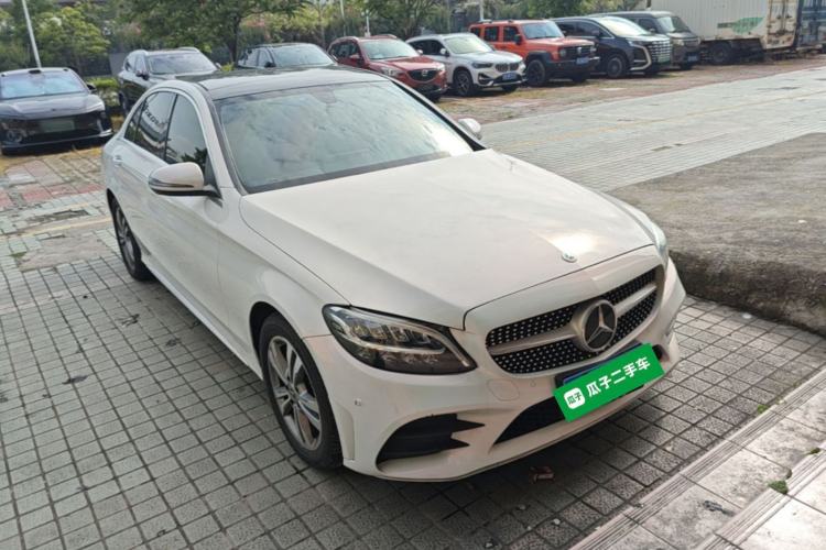 Used Mercedes-Benz C-Class 2021 C 200 L Fashion Edition Sport Version Front Right 45 Deg