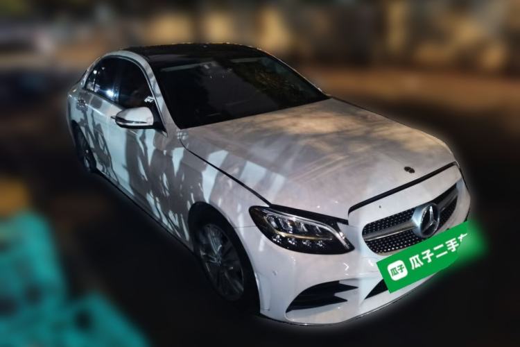 Used Mercedes-Benz C-Class 2021 C 200 L Fashion Edition Sport Version Front Right 45 Deg