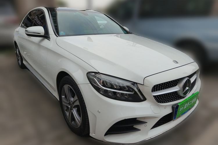 Used Mercedes-Benz C-Class 2021 C 260 L Sport Edition Front Right 45 Deg