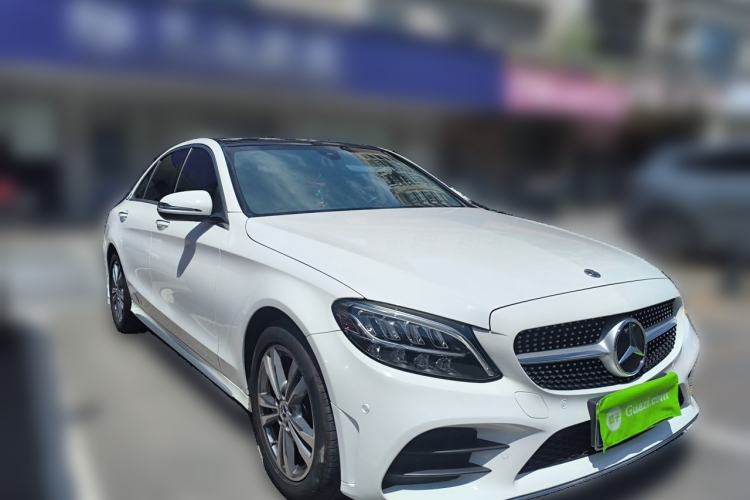 Used Mercedes-Benz C-Class 2021 C 200 L Fashion Edition Sport Version Front Right 45 Deg