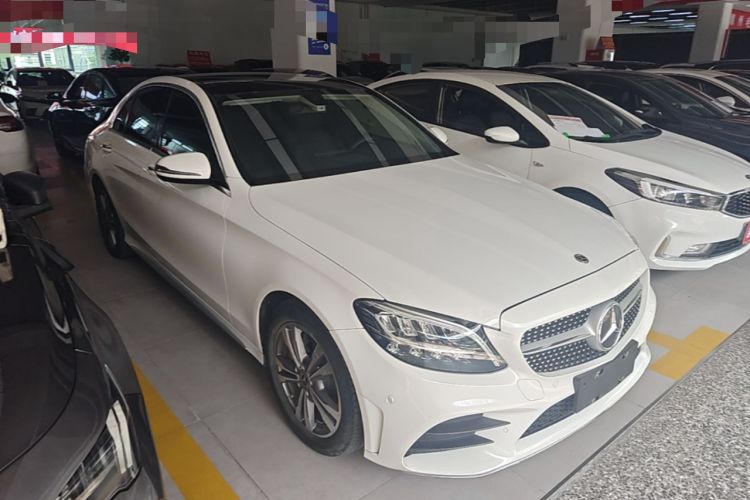 Used Mercedes-Benz C-Class 2021 C 200 L Fashion Edition Sport Version Front Right 45 Deg