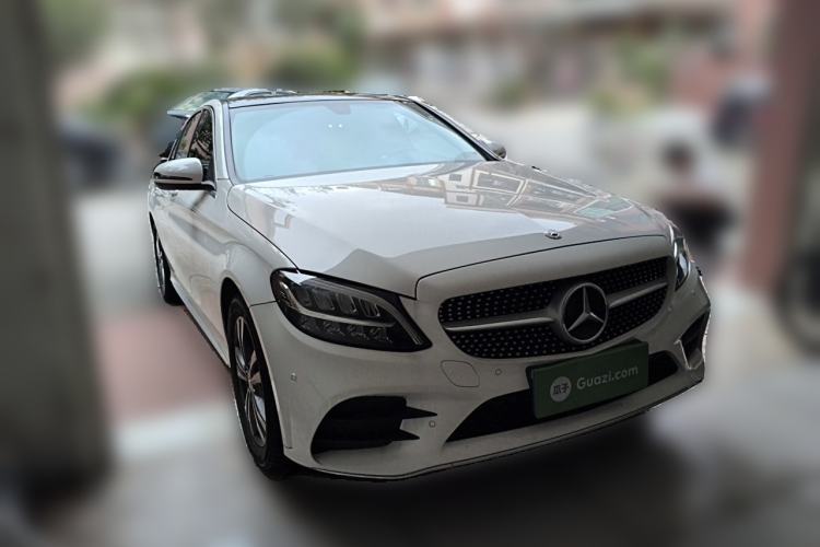 Used Mercedes-Benz C-Class 2021 C 200 L Fashion Edition Sport Version Front Right 45 Deg