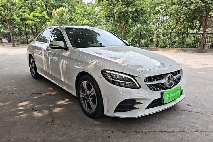 Used Mercedes-Benz C-Class 2021 C 260 L Sport Edition Front Right 45 Deg